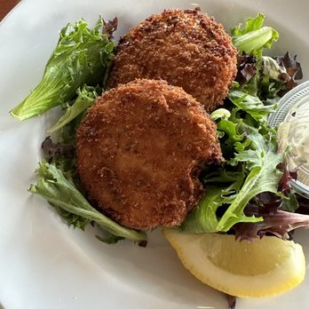 Duckie's Chowder House - Crab cakes.. delish!! - Seafood Near Me - Cayucos, California Duckie's Chowder House - Crab cakes.. delish!! - Seafood Near Me - Cayucos, California
