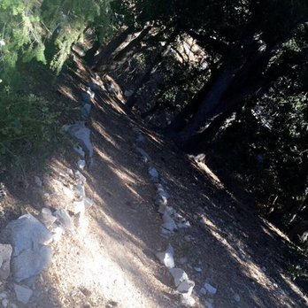Crystal Lake Cafe - Fun hiking trail - American Near Me - Azusa, California