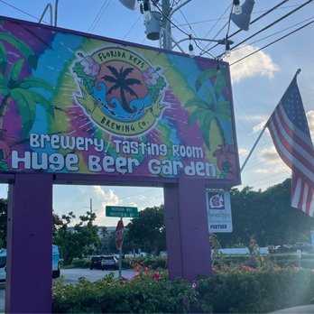 Florida Keys Brewing - Street sign - Breweries Near Me - Islamorada, Florida