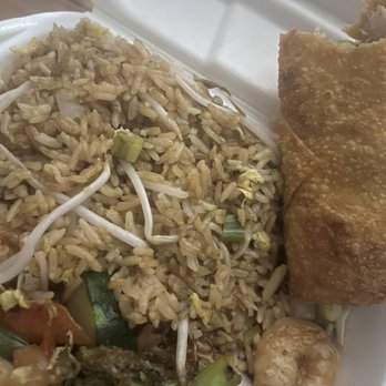 Chang's House - Shrimp with mixed vegetables, plain fried rice & egg roll - Chinese Near Me - Memphis, Tennessee