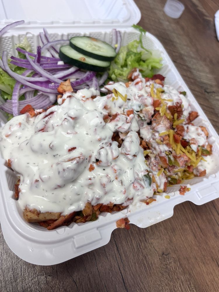 Gyro Hut Logo