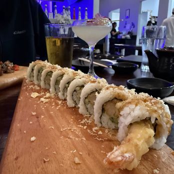 Raw Sushi Bar Lounge - tempura shrimp roll - Japanese Near Me - Elk Grove, California Raw Sushi Bar Lounge - tempura shrimp roll - Japanese Near Me - Elk Grove, California