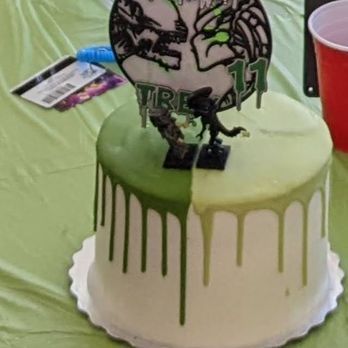 Pavilions - Birthday cake. - Grocery Near Me - West Hills, California Pavilions - Birthday cake. - Grocery Near Me - West Hills, California