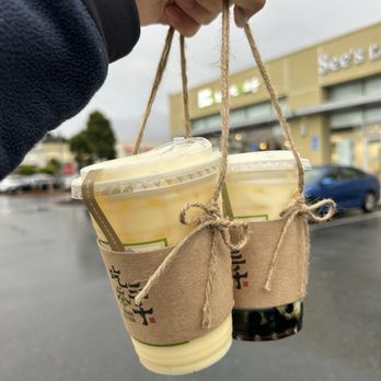 Chicha San Chen - Passion fruit and lemon condensed milk. Mango and lemon condensed milk. - Bubble Tea Near Me - Daly City, California Chicha San Chen - Passion fruit and lemon condensed milk. Mango and lemon condensed milk. - Bubble Tea Near Me - Daly City, California