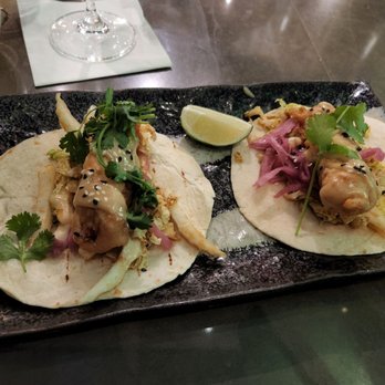Showcase Restaurant & Bar - Salmon tacos - Seafood Near Me - Vancouver, British Columbia Showcase Restaurant & Bar - Salmon tacos - Seafood Near Me - Vancouver, British Columbia