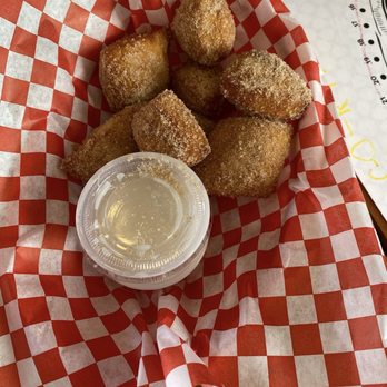 Manizza's Pizza - Cinnamon Bites - Pizza Near Me - Las Vegas, Nevada Manizza's Pizza - Cinnamon Bites - Pizza Near Me - Las Vegas, Nevada