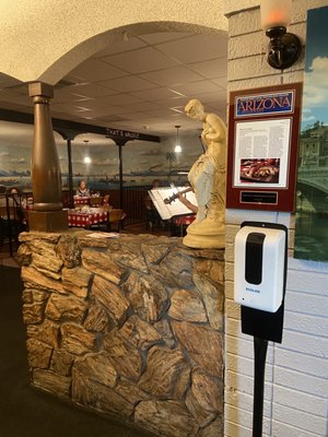 Mama Louisa's Italian Restaurant & Catering by null