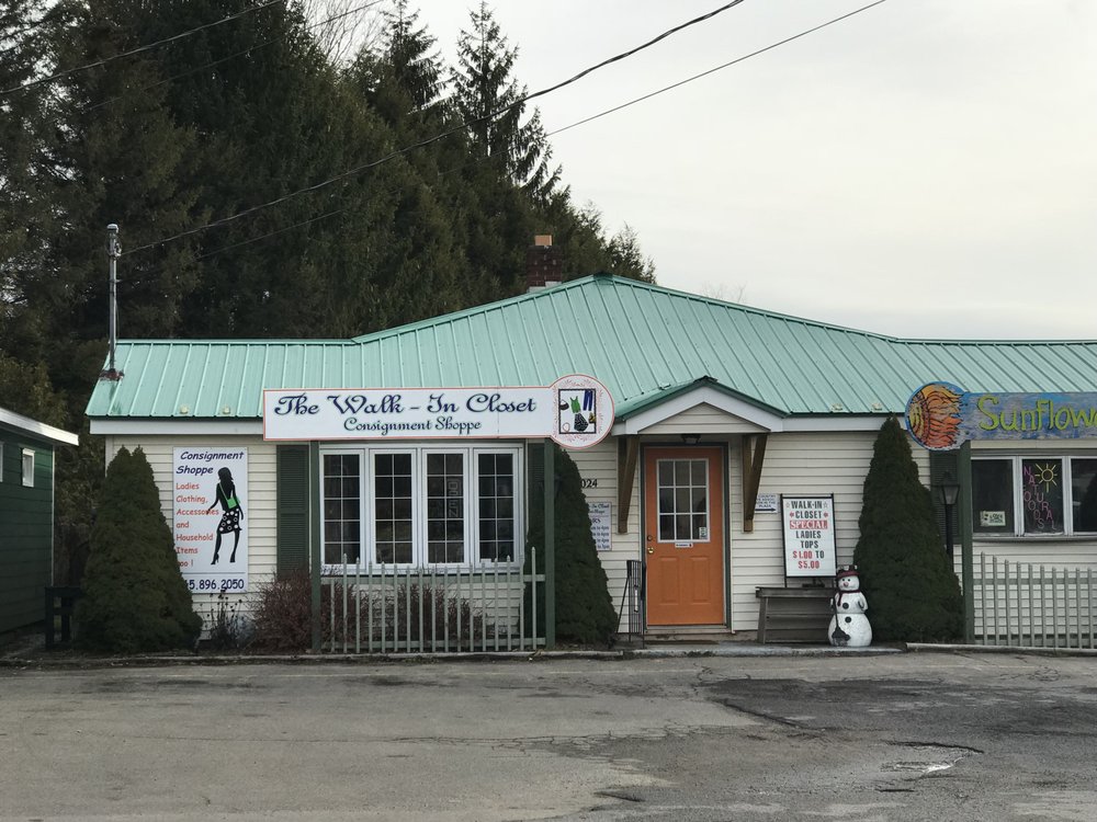 THE WALK IN CLOSET Updated March 2024 8024 State Route 12