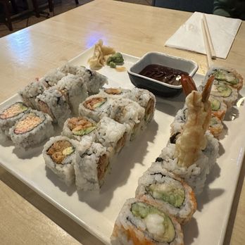 Wahada Sushi - Snow crab roll, Louisiana roll, and Tempura roll - Sushi Bars Near Me - Baton Rouge, Louisiana Wahada Sushi - Snow crab roll, Louisiana roll, and Tempura roll - Sushi Bars Near Me - Baton Rouge, Louisiana