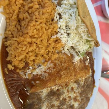 Sergio's Mexican Restaurant - Hard shell chicken taco and enchilada plate - Mexican Near Me - Fontana, California Sergio's Mexican Restaurant - Hard shell chicken taco and enchilada plate - Mexican Near Me - Fontana, California