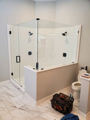 Lew's Plumbing and Drain Cleaning Logo