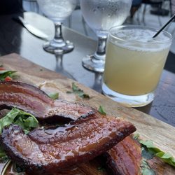 3 Keys Restaurant and Georgetown Tavern