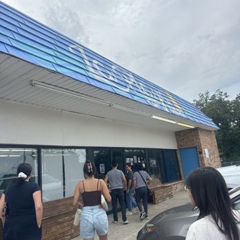 La Playa Pop Shop - Ice Cream & Frozen Yogurt Near Me - Seguin, Texas La Playa Pop Shop - Ice Cream & Frozen Yogurt Near Me - Seguin, Texas