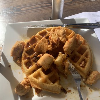 Neighborhood Draft - Chicken and Waffles - New American Near Me - Milwaukee, Wisconsin Neighborhood Draft - Chicken and Waffles - New American Near Me - Milwaukee, Wisconsin