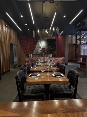 Paparazzi Chophouse by null