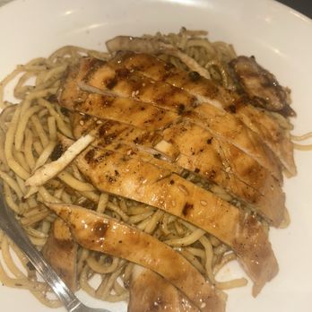 Saigon Kitchen - CHICKEN GARLIC NOODLES - Vietnamese Near Me - San Jose, California