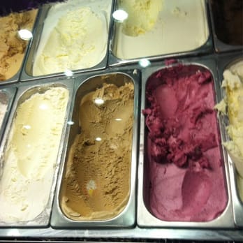 Cold Stone Creamery - Ice Cream & Frozen Yogurt Near Me - Brooklyn, New York