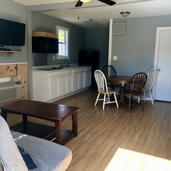 Camp Riverview - Deluxe 2 bedroom cabin (living area/kitchen) - Campgrounds Near Me - Concan, Texas Camp Riverview - Deluxe 2 bedroom cabin (living area/kitchen) - Campgrounds Near Me - Concan, Texas