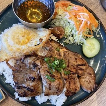 Pho Dac Biet  - Pork chop and fried egg broken rice - Vietnamese Near Me - Markham, Ontario
