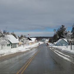 Birchwood Lodge - Downtown Sister Bay.