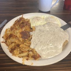 Mikey's Family Restaurant - Chicken fried steak