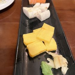 Hokkaido Sushi - Mini cuts of sashimi from AYCE dinner menu. Other than mini cuts and presentation, taste was good.