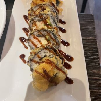 Sushiholic Arcadia - Las Vegas Roll - Sushi Bars Near Me - Phoenix, Arizona