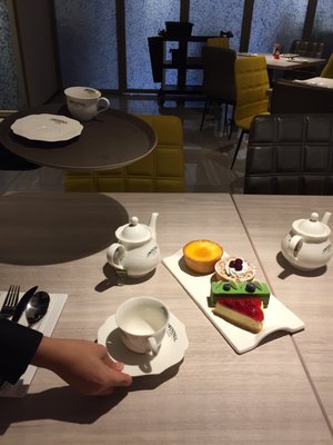 Aloft Taipei Beitou by null