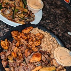 El Dorado Mexican and Japanese Cuisine - Teriyaki chicken and steak hibachi extra veggies.