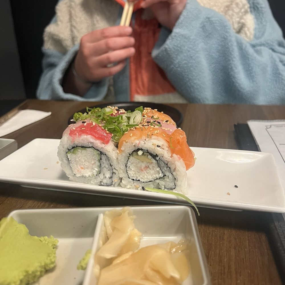 Shin’s Sushi - California Special (ig: @cravingswithcat) - Sushi Bars Near Me - San Luis Obispo, California Shin’s Sushi - California Special (ig: @cravingswithcat) - Sushi Bars Near Me - San Luis Obispo, California