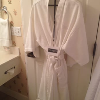 Shearwater Inn - Robes to use during your stay - Hotels Near Me - Lincoln City, Oregon Shearwater Inn - Robes to use during your stay - Hotels Near Me - Lincoln City, Oregon