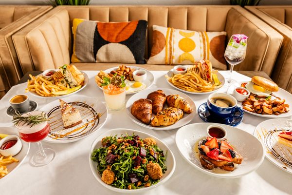The Metropolitan On Main by null