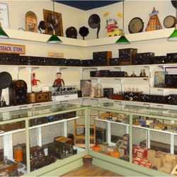 AWA Communication Technologies Museum - 1925 Radio Store Exhibit