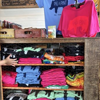 The Pig & Pint - Souvenir t shirts - Barbeque Near Me - Jackson, Mississippi The Pig & Pint - Souvenir t shirts - Barbeque Near Me - Jackson, Mississippi