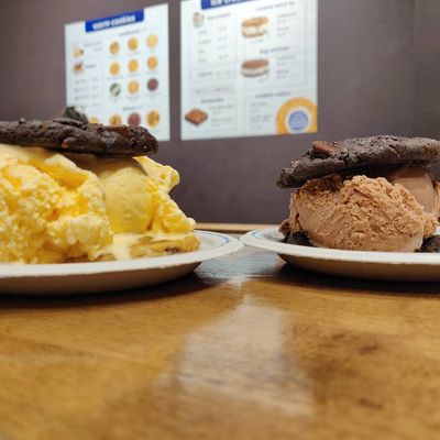 Insomnia Cookies 61 Photos 45 Reviews Desserts 2132 Central Ave Se Albuquerque Nm United States Phone Number Menu