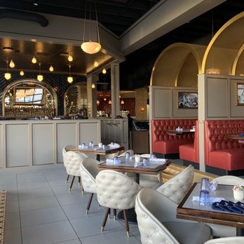 The Whale Chicago - Dining area - New American Near Me - Chicago, Illinois The Whale Chicago - Dining area - New American Near Me - Chicago, Illinois
