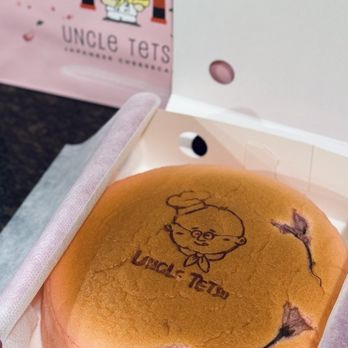 スイーツです ☆ミライのスコーン定番5個＋ロダスのクロテッドクリーム2個×2