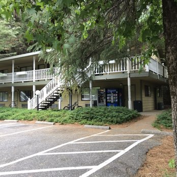 Northern Queen Inn - Other rooms and vending machines - Hotels Near Me - Nevada City, California Northern Queen Inn - Other rooms and vending machines - Hotels Near Me - Nevada City, California
