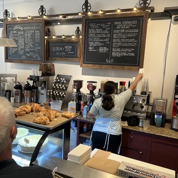 Bella Bakery - Bakeries Near Me - Calistoga, California