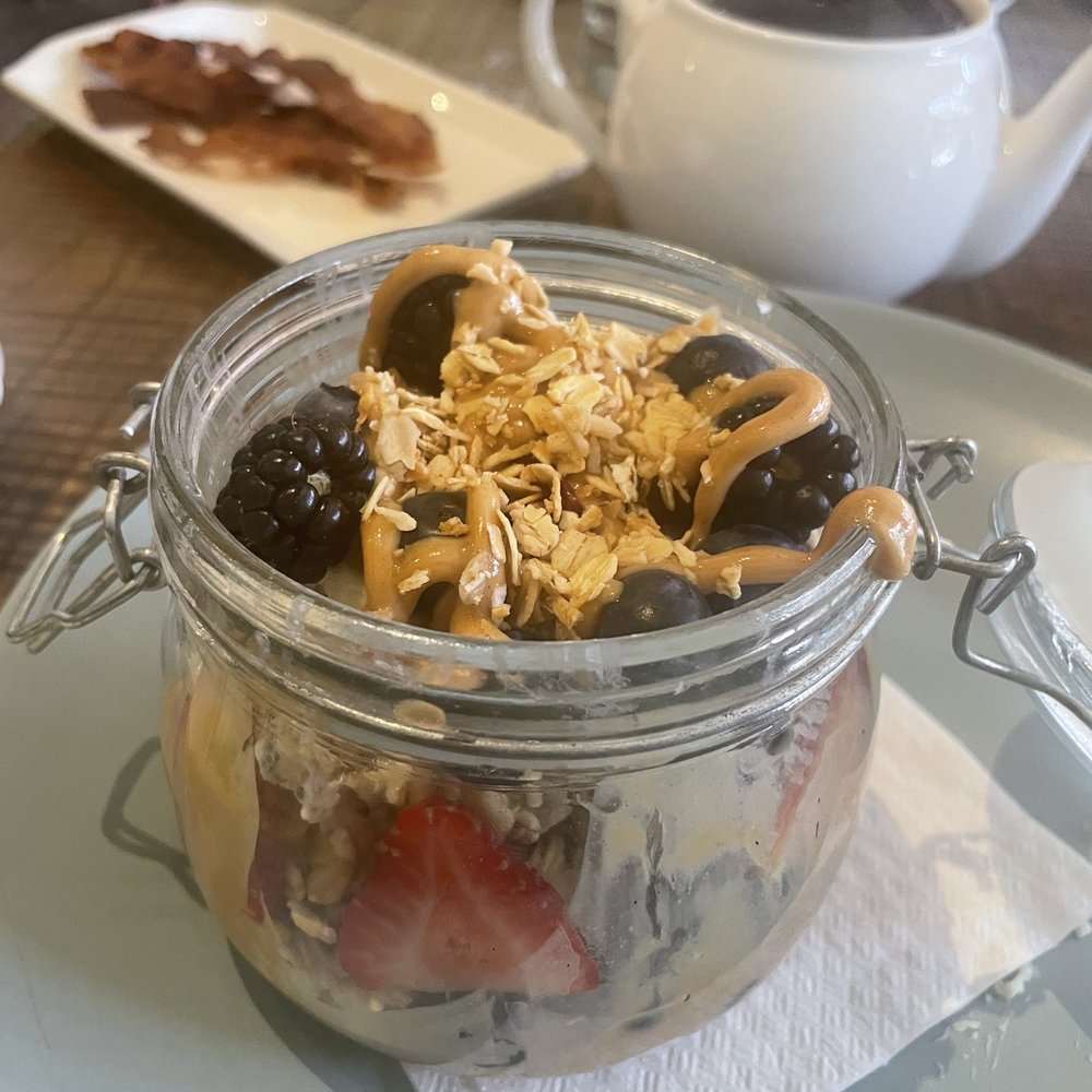 Eatarry - Granola bowl and overnight oats - Breakfast & Brunch Near Me - Tarrytown, New York