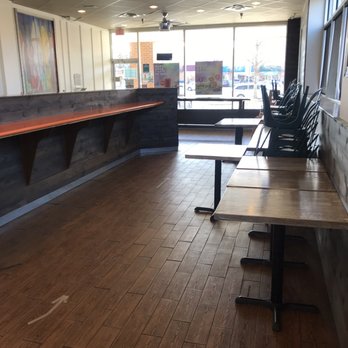 Tropical Smoothie Cafe - Empty - Sandwiches Near Me - Oakton, Virginia Tropical Smoothie Cafe - Empty - Sandwiches Near Me - Oakton, Virginia