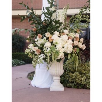 Elegant By Design - Flowers next to alter - Florists Near Me - Fountain Valley, California Elegant By Design - Flowers next to alter - Florists Near Me - Fountain Valley, California