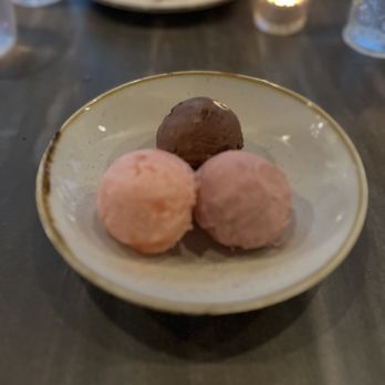 Campana - Chocolate & Raspberry Gelato and Grapefruit Sorbet - Italian Near Me - Portland, Oregon Campana - Chocolate & Raspberry Gelato and Grapefruit Sorbet - Italian Near Me - Portland, Oregon