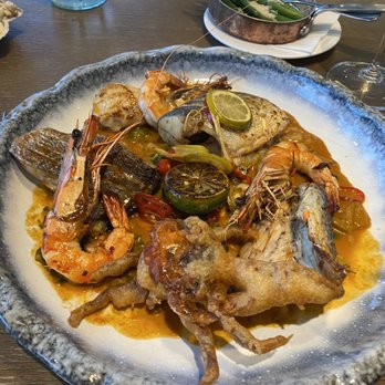 The Jetty - Singapore seafood plate - Seafood Near Me - Southampton, STH