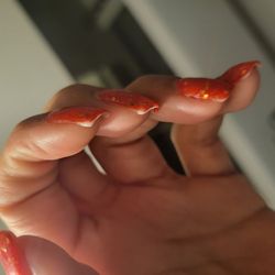 Glamour Nails - Sides of nails missed