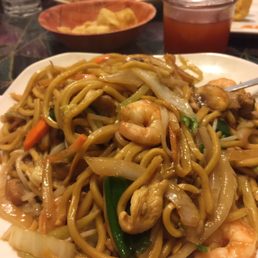 House lo mein House lo mein