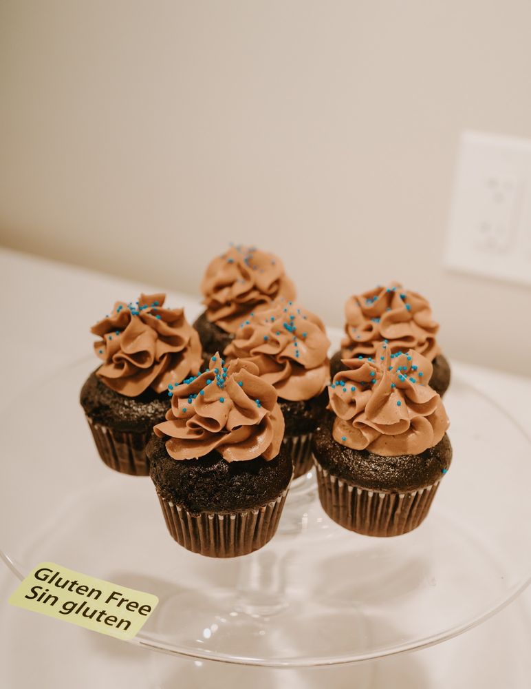 Fantasy Cupcake Logo