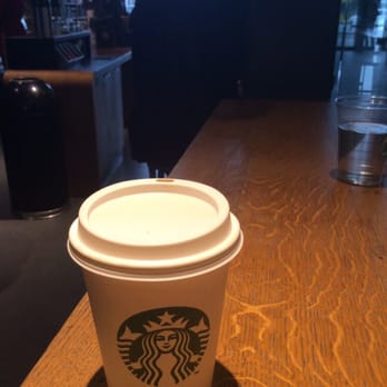 Starbucks - Tall cafe latte 3,35 euro - Coffee & Tea Near Me - Rotterdam, ZH