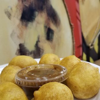 Drupati's Roti & Doubles - Pholourie - Caribbean Near Me - Toronto, Ontario