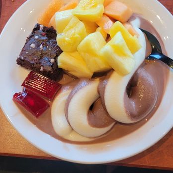 Sizzler - Fruits and icecream dessert.. - American Near Me - Fountain Valley, California Sizzler - Fruits and icecream dessert.. - American Near Me - Fountain Valley, California